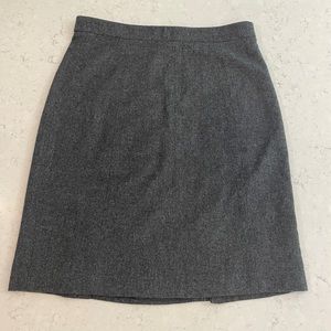 Club Monaco Wool skirt size 8